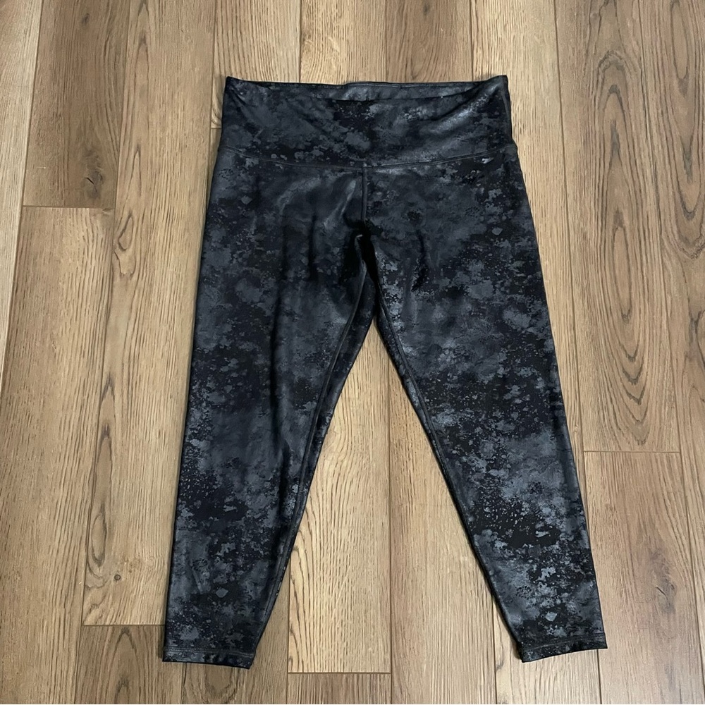 Athleta Elation Ultra High Rise Tight 22”